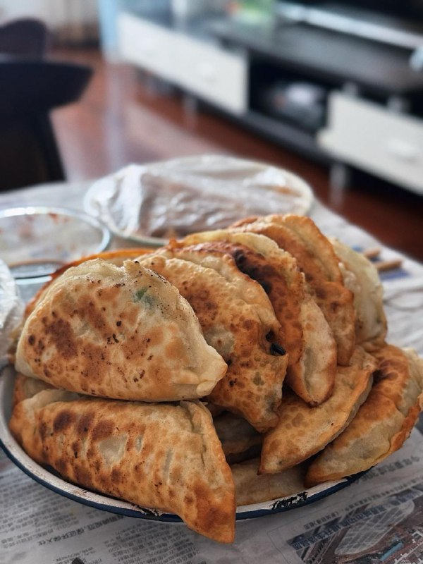 #Life #Food🧨 过年都吃了啥？👋 大家周六（工作日）好，今天照常美食主题推送，想和大家一起聊聊今年过年有哪些吃食