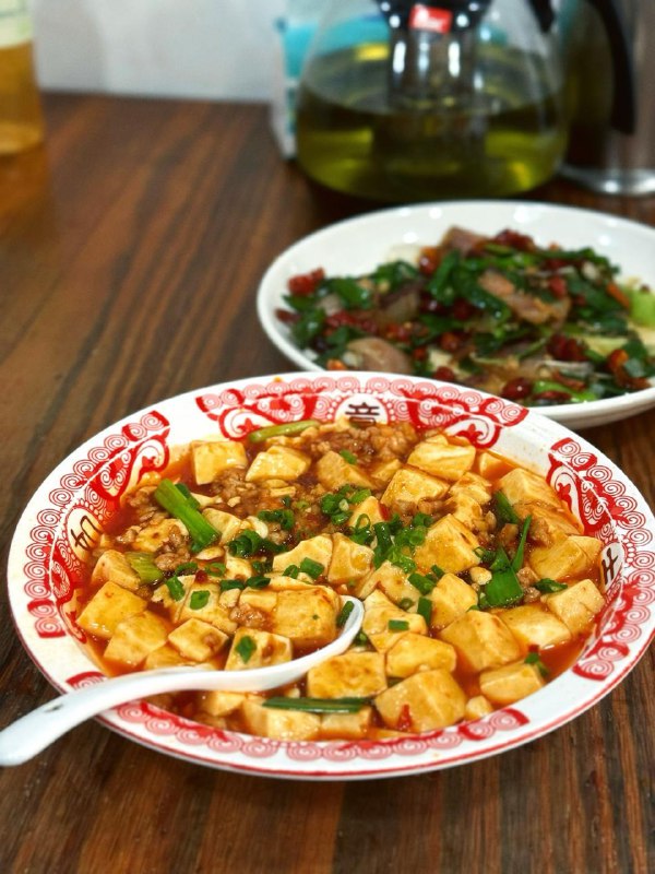 #Life #Food🥢 笑傲江湖（竞舟路店） 🥢📍 杭州·西湖区· 竞舟路28号💴 人均：¥60川菜小馆子