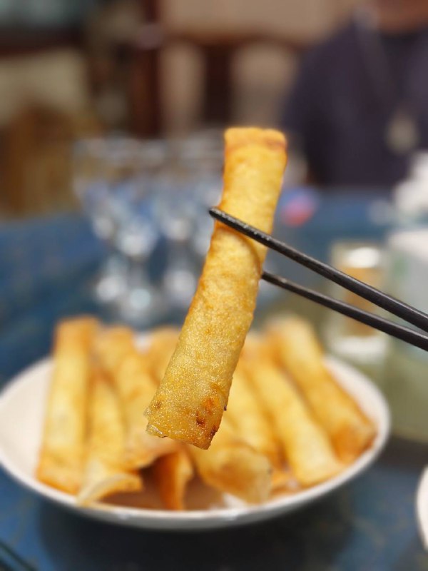 #Life #Food🥢 欢乐小酒馆📍 杭州· 临平·清水弄61号💰 人均：¥120在临平的一家有趣的小馆子