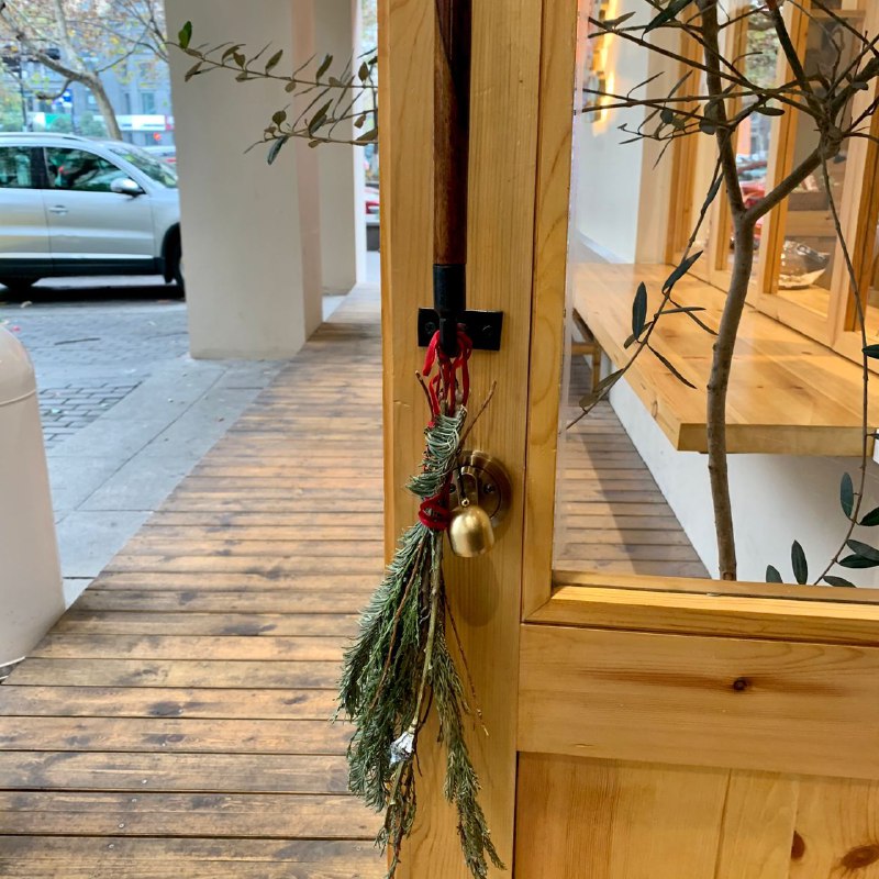 #Food #Life🦉 入冬了，各位有好好吃早饭么？如果平时太忙（lan）没有时间做早餐，可以提前买些面包然后配合其他饮品来补充能量