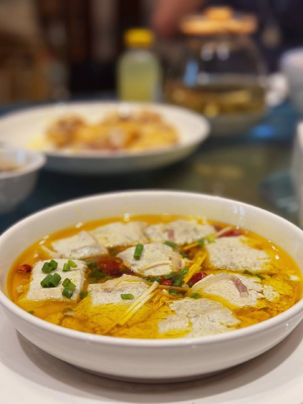 #Life #Food🥢 欢乐小酒馆📍 杭州· 临平·清水弄61号💰 人均：¥120在临平的一家有趣的小馆子