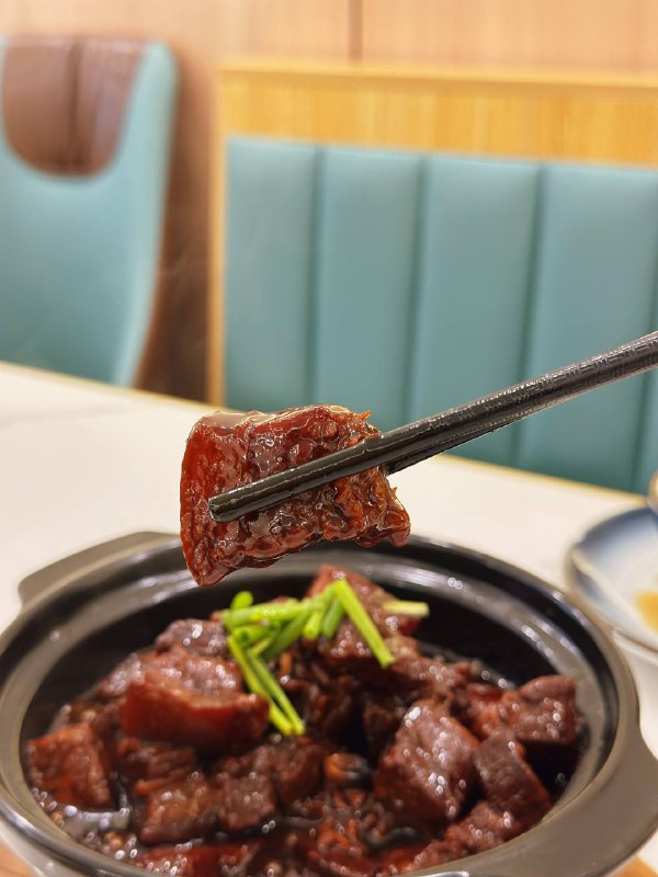 #Life #Food🍳 新培记·私房菜📍 杭州· 塘苗路8号💰 人均：¥70公司周围终于有好吃的杭帮菜馆子了，这家是塘苗路新开的本地馆子