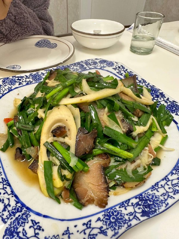 #Life #Food⭐️ 双港土菜馆 ⭐️📍  杭州· 双港路3号💰 人均：¥65今年想多吃点苍蝇馆子