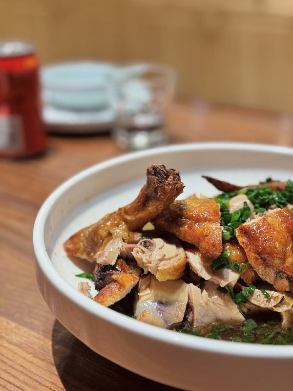 #Life #Food🧑‍🍳 民厨饭堂私房菜📍 杭州· 拱墅 · 河东路109号（朝晖七区南区7号楼沿街）💰 人均：¥130（建议多人前往，1-2人点餐尴尬）在收藏了1088天之后，我终于来吃民厨了