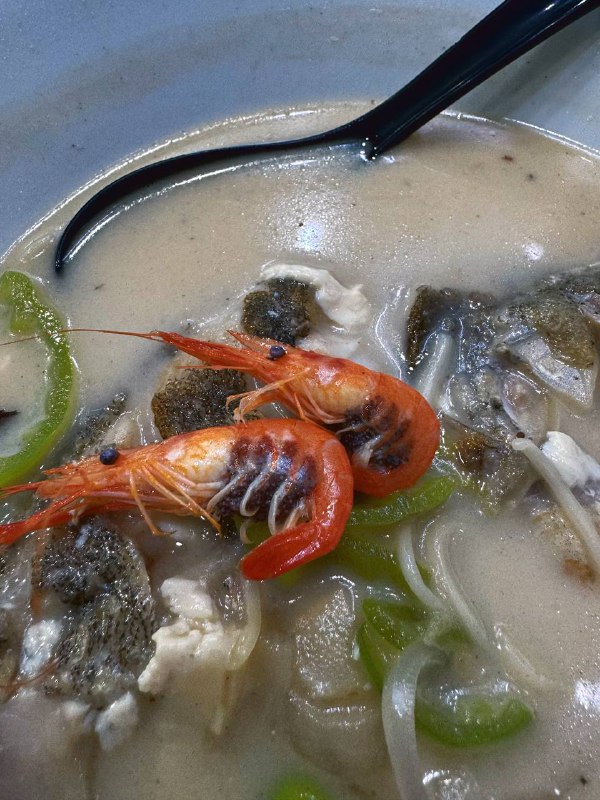 #Life #Food🥢 三合鲜虾面 🥢📍 湖州·德清县· 百乐街43/43-1号💴 人均：¥40工作日的早午餐来三合吃面