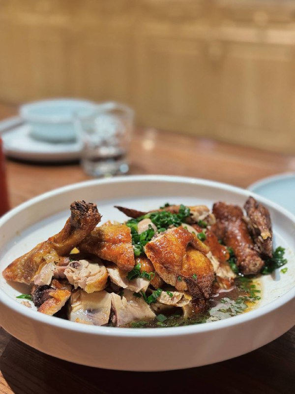 #Life #Food🧑‍🍳 民厨饭堂私房菜📍 杭州· 拱墅 · 河东路109号（朝晖七区南区7号楼沿街）💰 人均：¥130（建议多人前往，1-2人点餐尴尬）在收藏了1088天之后，我终于来吃民厨了