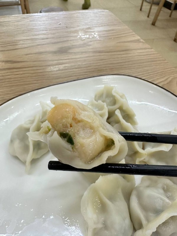#Life #Food⭐️ 浙沂碗 ⭐️📍 杭州·富力十号朗悦居💰 人均：¥50🥟 今天要推荐的是一家价格小贵的饺子店