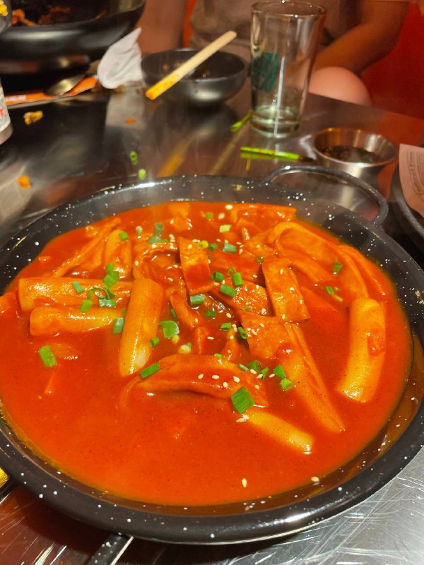 #Life #Food⭐️ 小李布车·韩式大排档 ⭐️📍 杭州 · 杭行路万达金街西入口4幢118号💰 人均：¥105万达金街一期东侧的第一家店，这家店原来是无限量大骨，就是在潘老板旁边