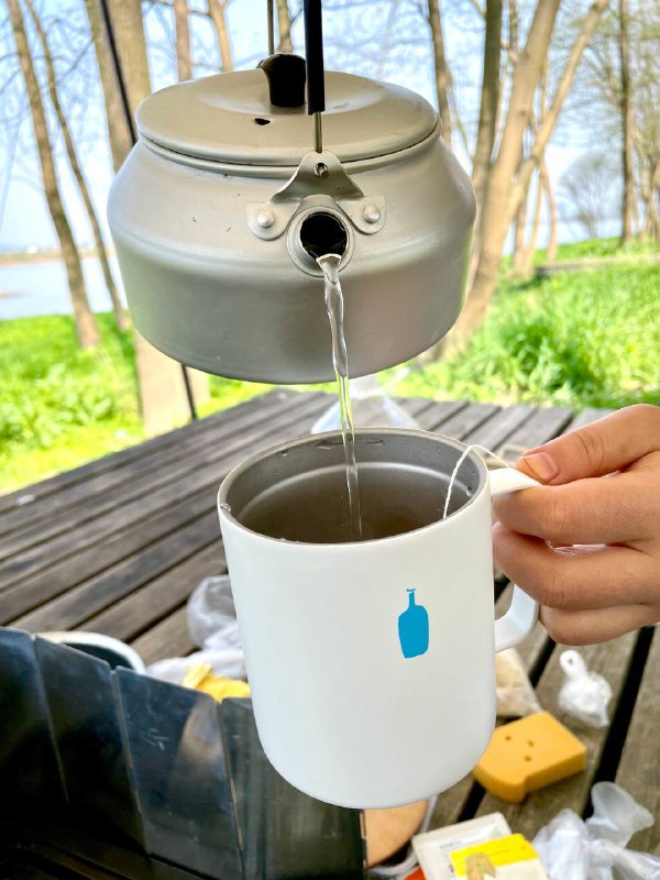 #Life🍃 最近杭州的天气暖和起来了，趁上周日得空，决定出游露营，也是今年第一次自驾露营，索性和大家分享一下