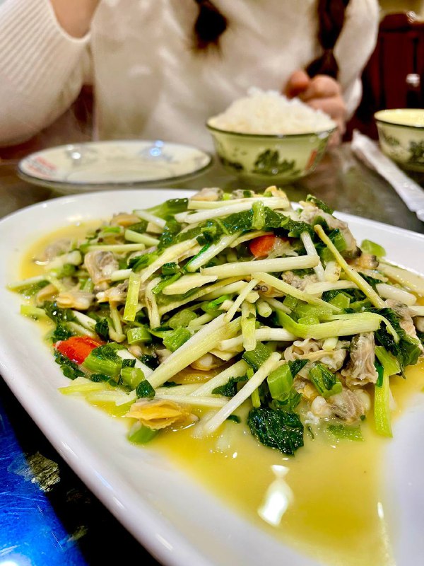 #Life #Food⭐️ 雅惠酒家（望江门店） ⭐️📍 杭州 · 江城路 640 号💰 人均：¥80今天继续来吃杭帮菜，这家店在江城路地铁站旁边，交通还是很方便